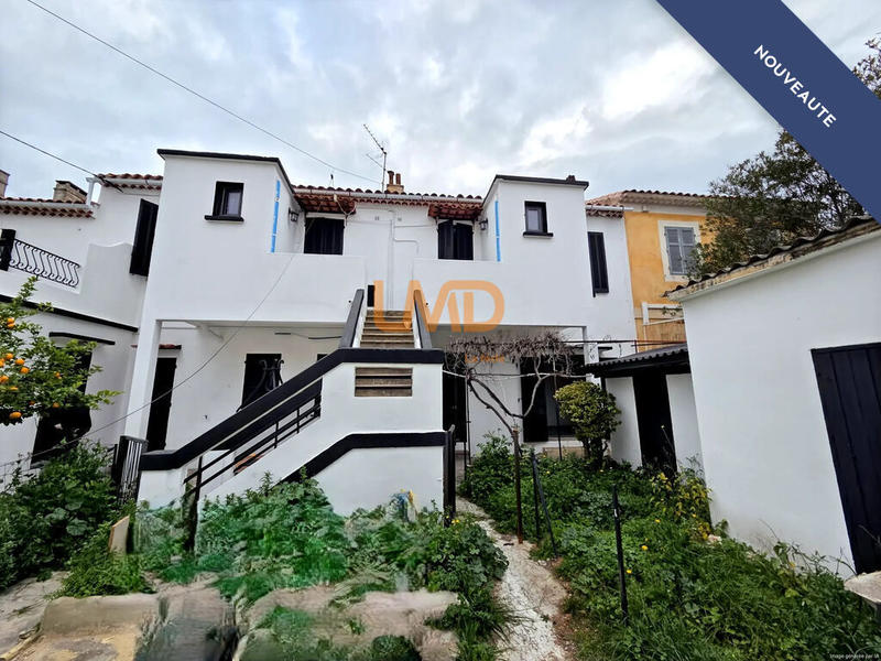 Maison - 200 m² - 9 pièces