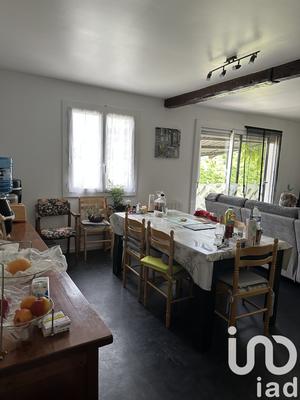 Maison - 99 m² - 4 pièces