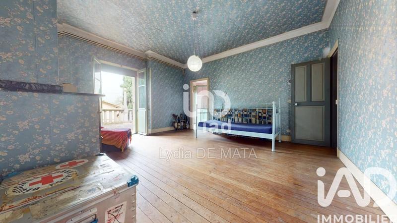 Maison de village - 250 m² - 7 pièces