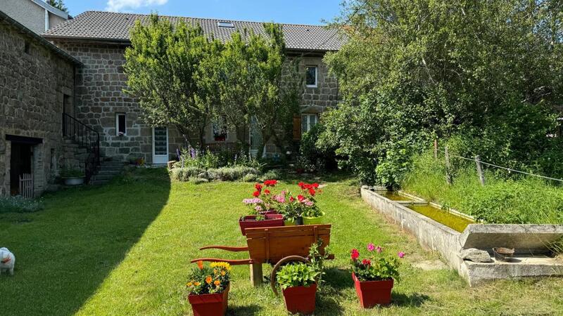 Maison - 358 m² - 14 pièces