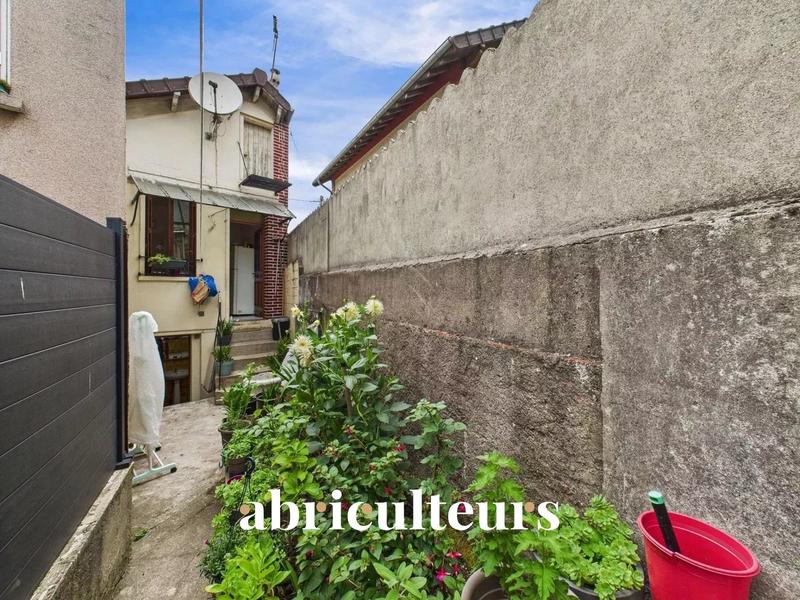 Maison - 74 m² - 3 pièces