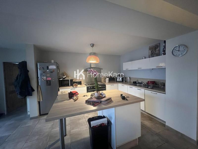 Propriété - 170 m² - 6 pièces