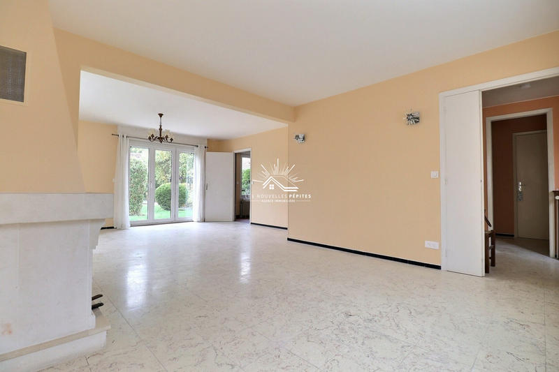 Maison - 121 m² - 5 pièces