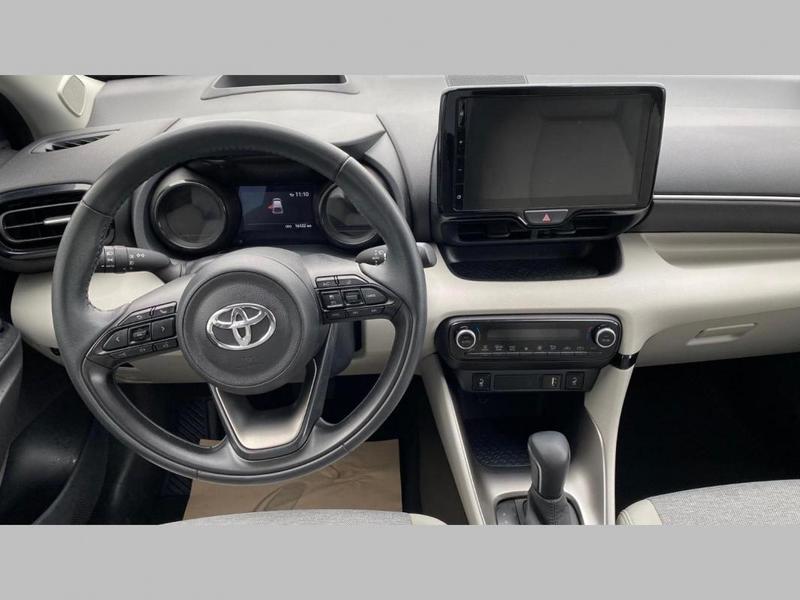 Toyota Yaris Hybride My22 116h Iconic