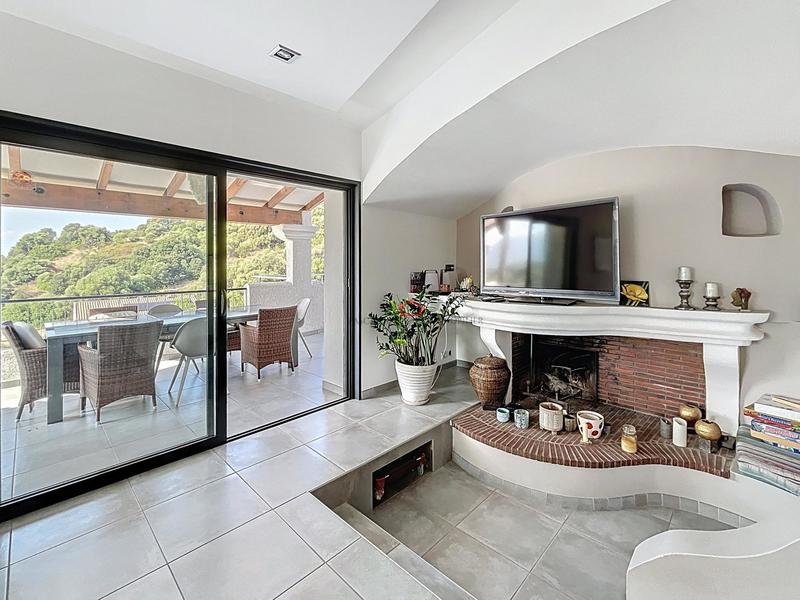 Maison - 170 m² - 6 pièces