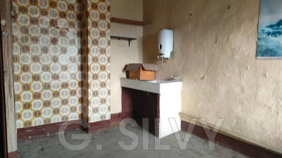 Maison - 300 m² - 9 pièces