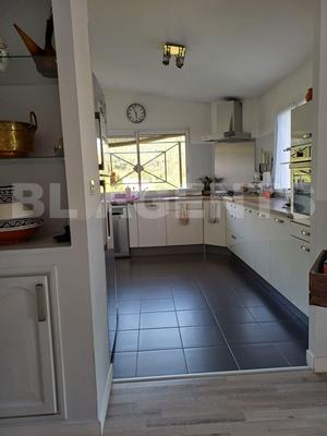 Maison traditionnelle - 130 m² - 5 pièces