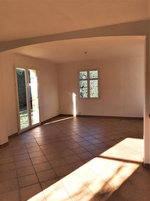 Maison - 97 m² - 4 pièces