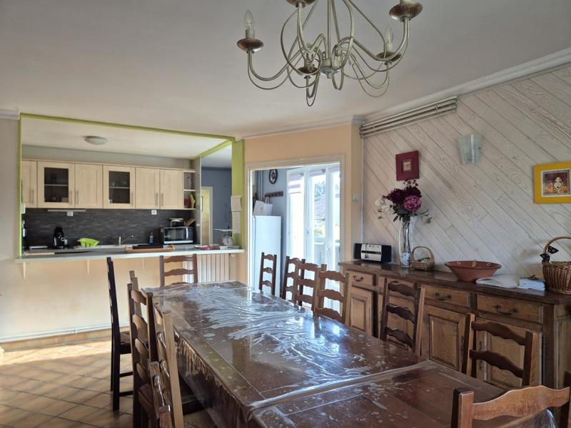 Maison - 176 m² - 7 pièces