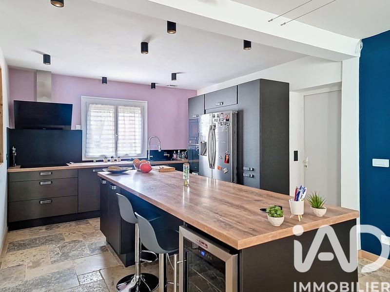 Maison - 169 m² - 7 pièces