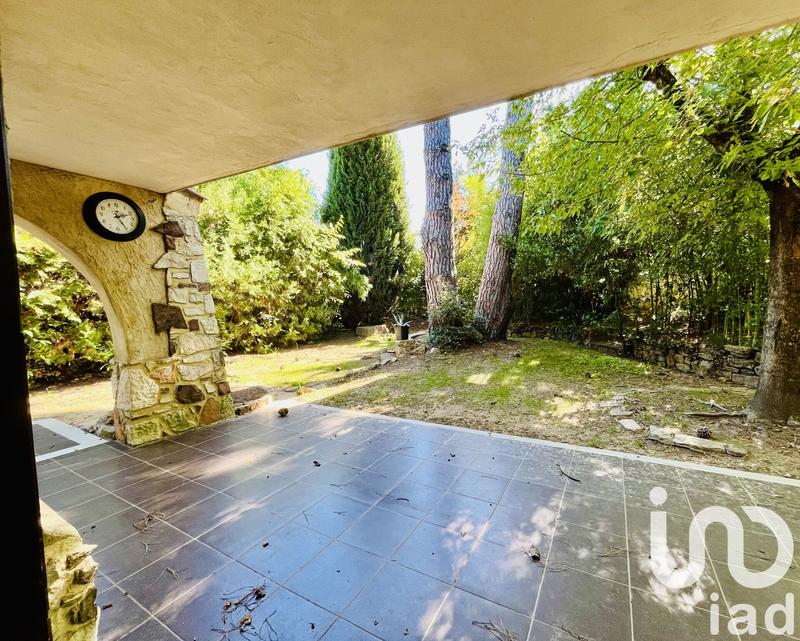 Maison - 206 m² - 7 pièces