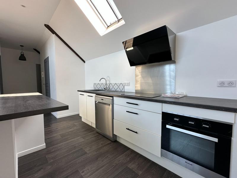 Appartement - 82 m² - 4 pièces