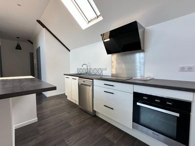 Appartement - 82 m² - 4 pièces