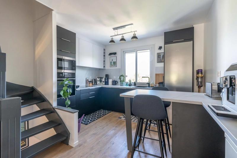 Maison - 110 m² - 5 pièces