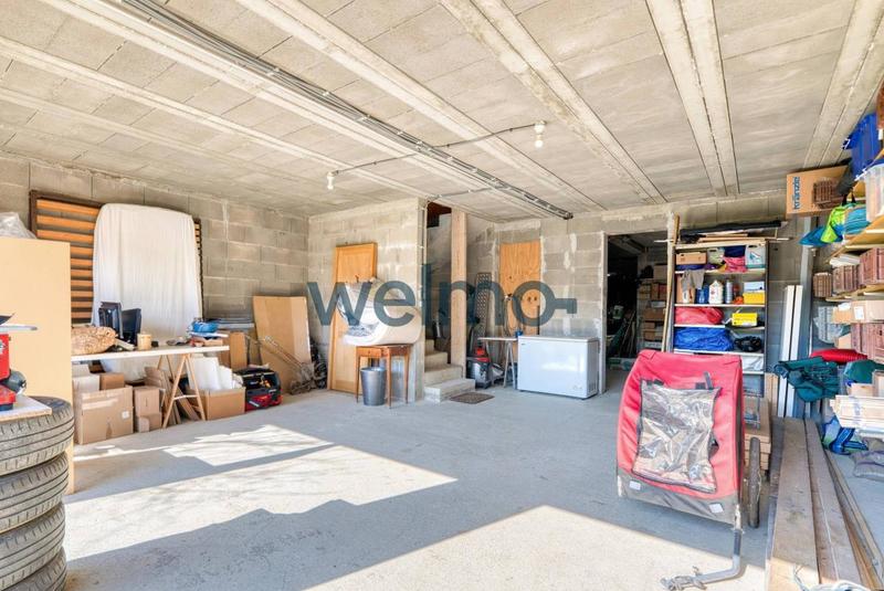 Maison - 360 m² - 10 pièces