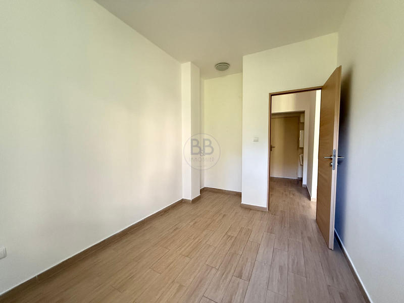 Immeuble - 740 m² - 40 pièces