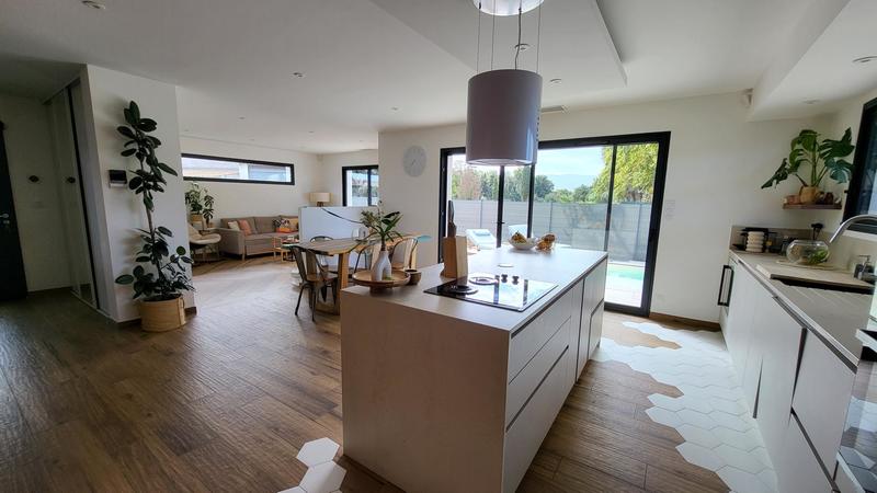 Maison - 127 m² - 5 pièces