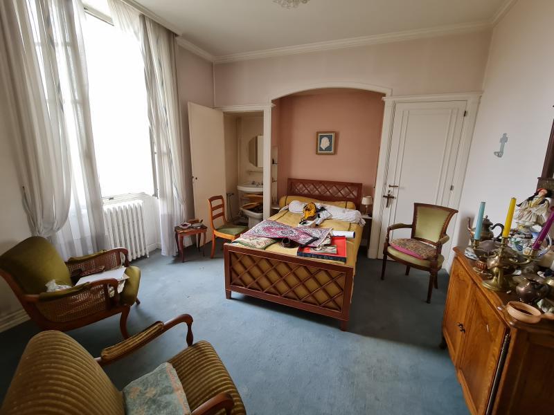 Maison - 200 m² - 11 pièces