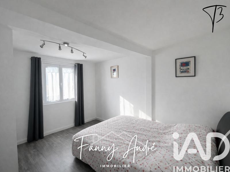 Maison - 92 m² - 5 pièces