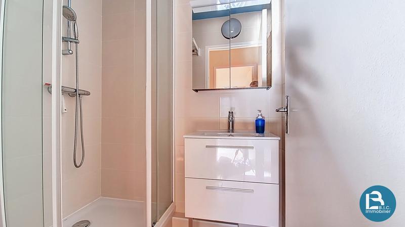 Appartement - 98 m² - 5 pièces