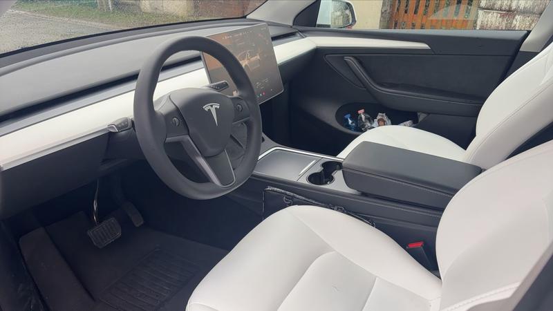 Tesla Model y 347 Standard Range - Entretien constructeur