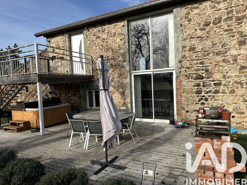 Maison - 170 m² - 8 pièces