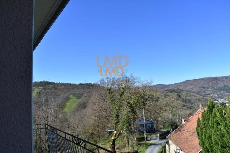 Maison - 114 m² - 6 pièces