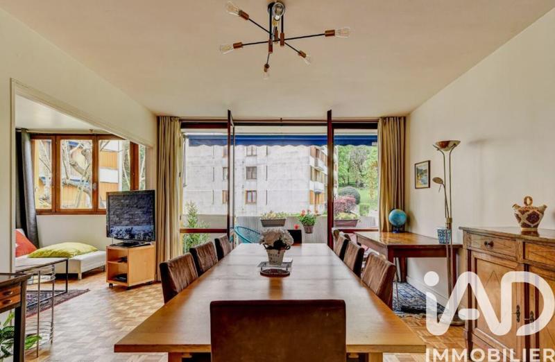 Appartement - 97 m² - 5 pièces