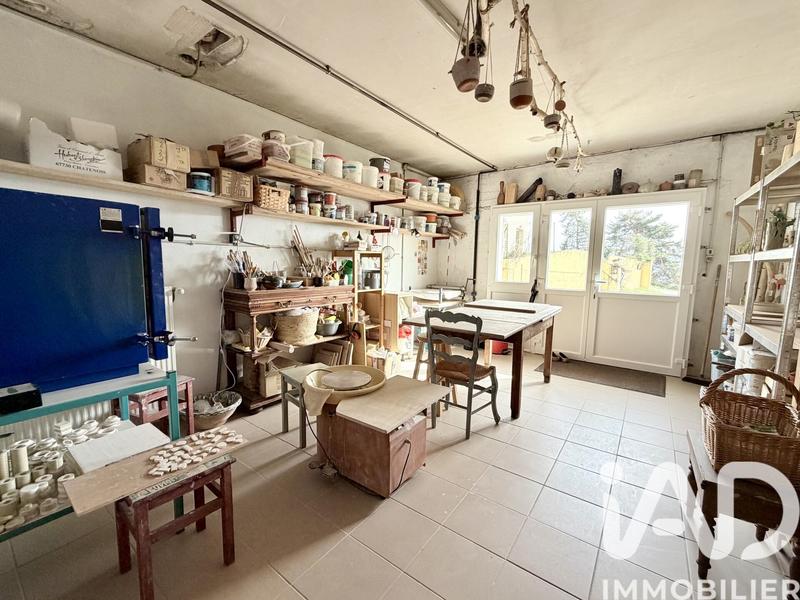 Maison - 200 m² - 6 pièces