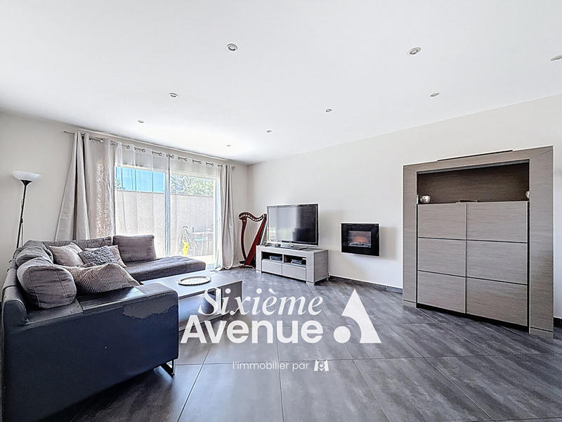 Maison - 110 m² - 5 pièces