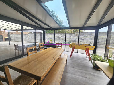 Maison traditionnelle - 194 m² - 9 pièces