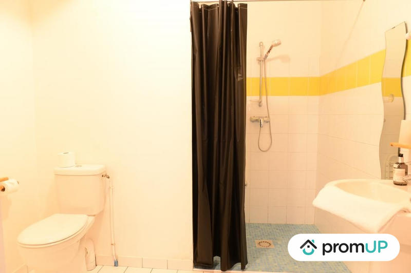 Local commercial - 550 m² - 15 pièces