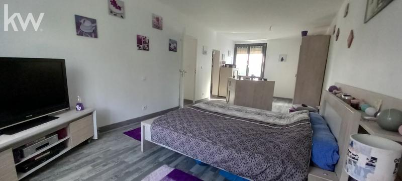 Pavillon - 215 m² - 8 pièces