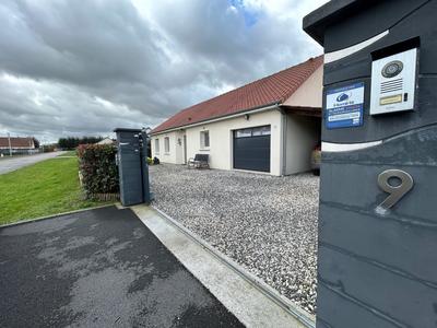 Maison - 80 m² - 4 pièces