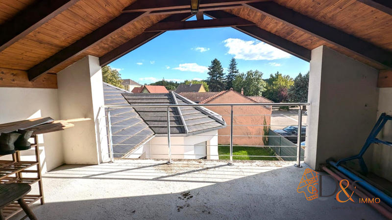 Maison - 202 m² - 7 pièces