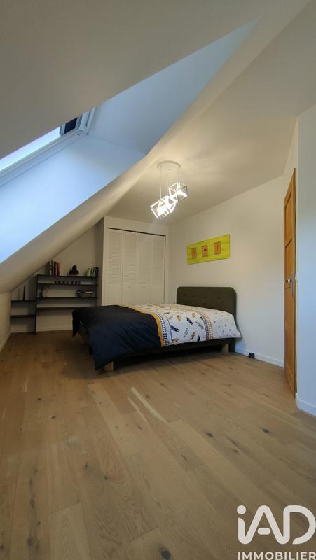 Maison - 180 m² - 6 pièces