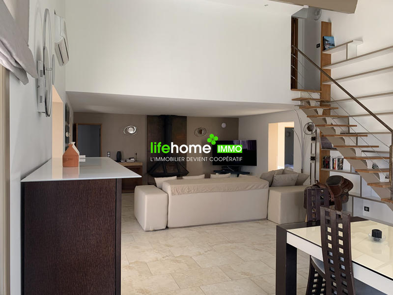 Mas - 238 m² - 7 pièces