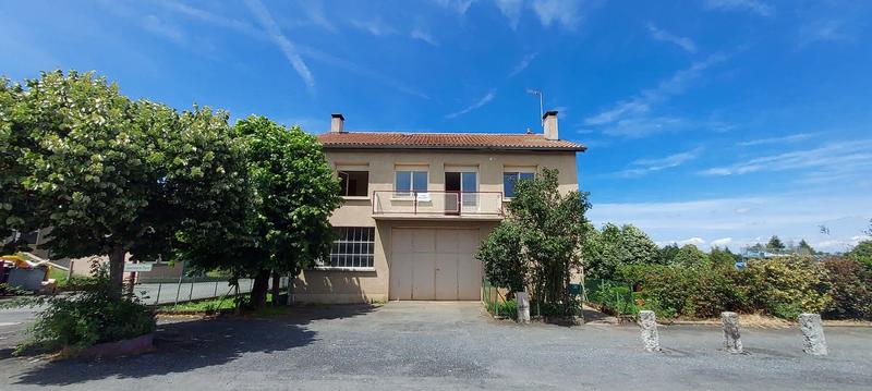 Maison - 99 m² - 5 pièces