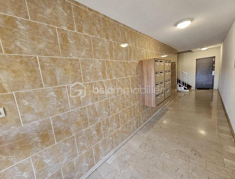 Appartement - 85 m² - 4 pièces