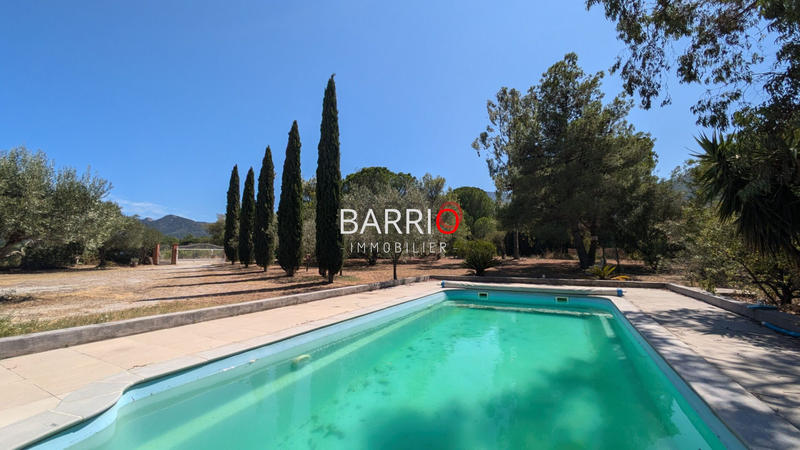 Villa - 160 m² - 6 pièces