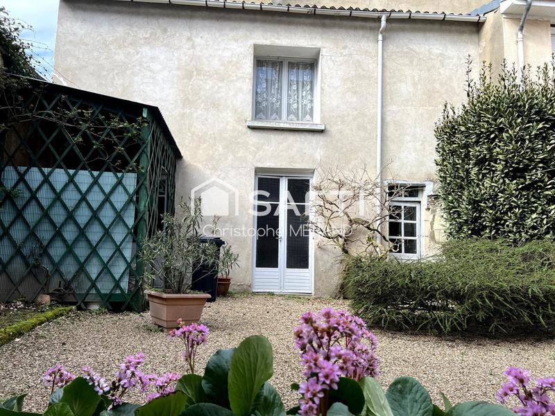 Maison de maîtres - 156 m² - 9 pièces