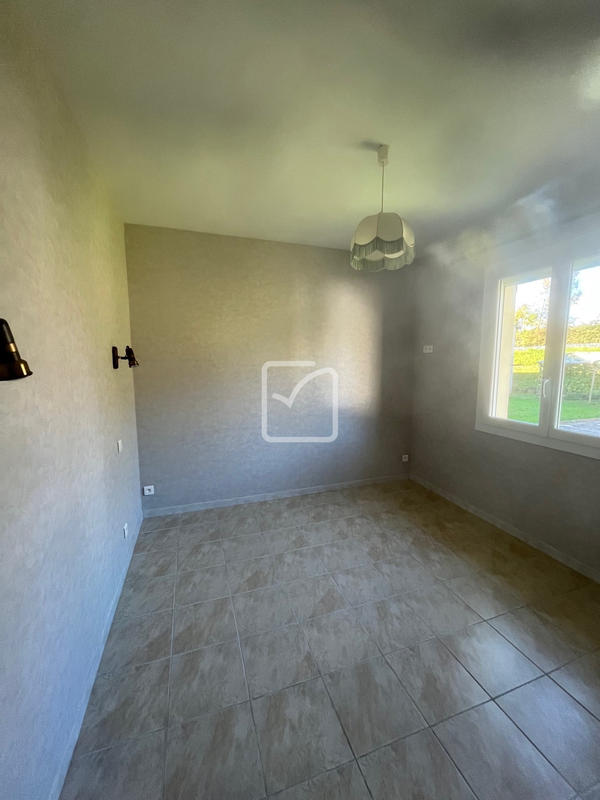 Maison - 102 m² - 4 pièces