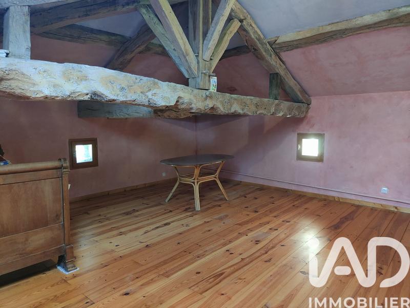 Maison - 225 m² - 6 pièces