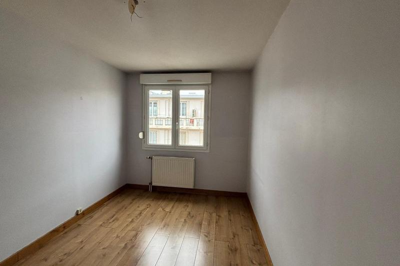 Appartement - 110 m² - 5 pièces