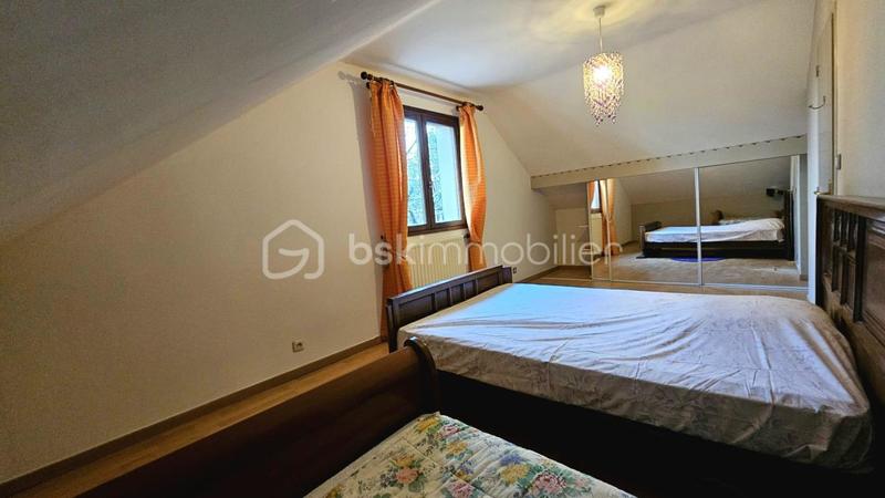 Maison - 190 m² - 10 pièces