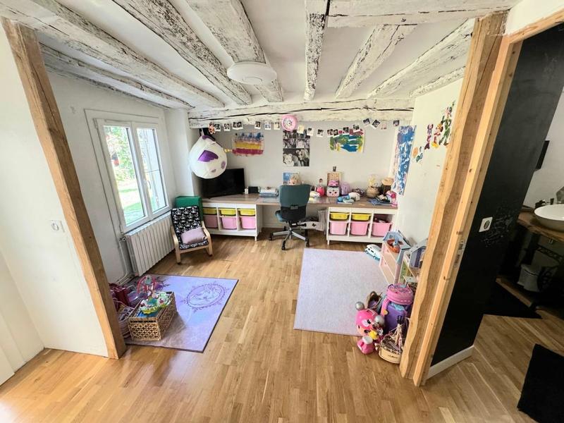 Maison - 170 m² - 8 pièces