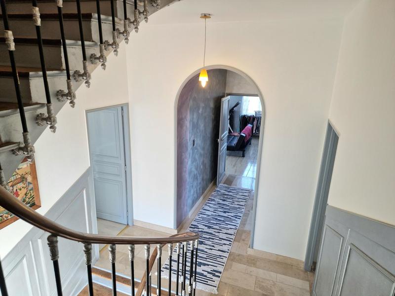 Maison de maîtres - 308 m² - 10 pièces