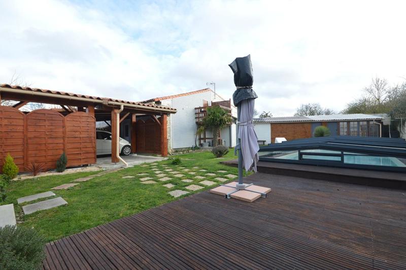 Maison - 150 m² - 10 pièces