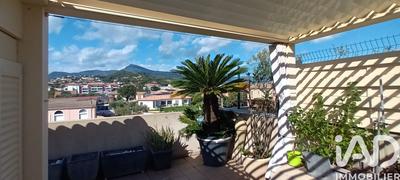 Appartement - 150 m² - 6 pièces