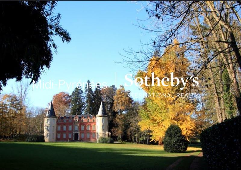 Château - 515 m² - 18 pièces